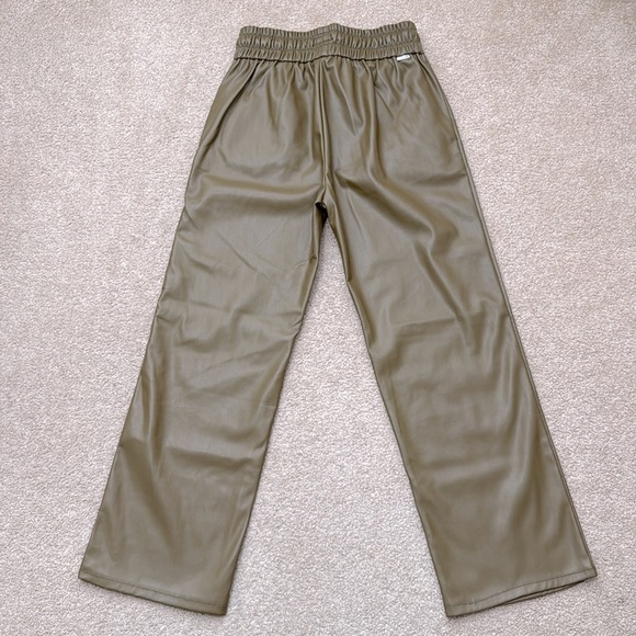 MOTHER The Rambler Lounger Ankle Faux Leather Lined Fig Green Pants Size Medium - Picture 4 of 14